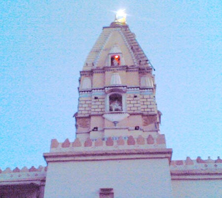 Файл:Brahmani-Mataji-tamlpe.jpg